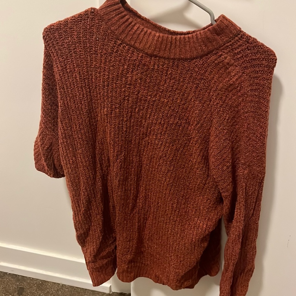 American Eagle Sweater.